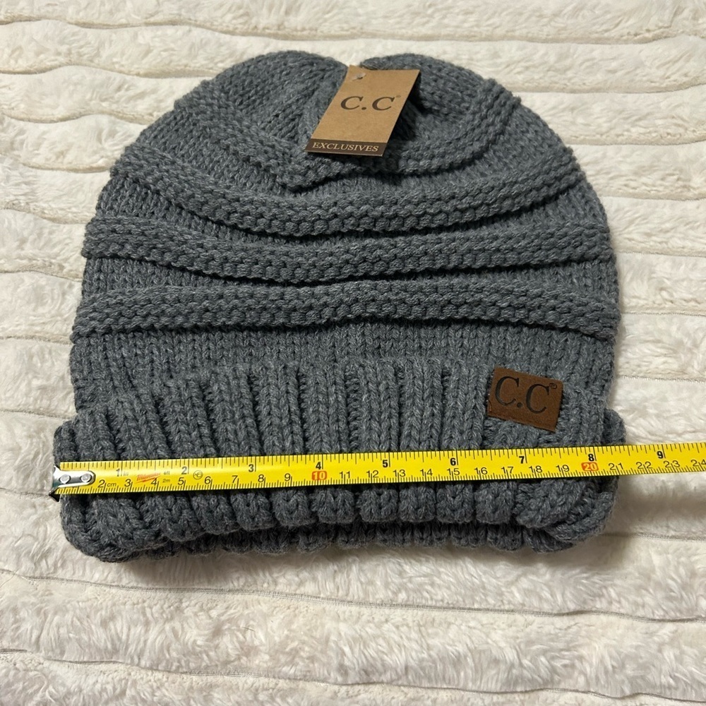 NWT C.C. Toque - Picture 6 of 7